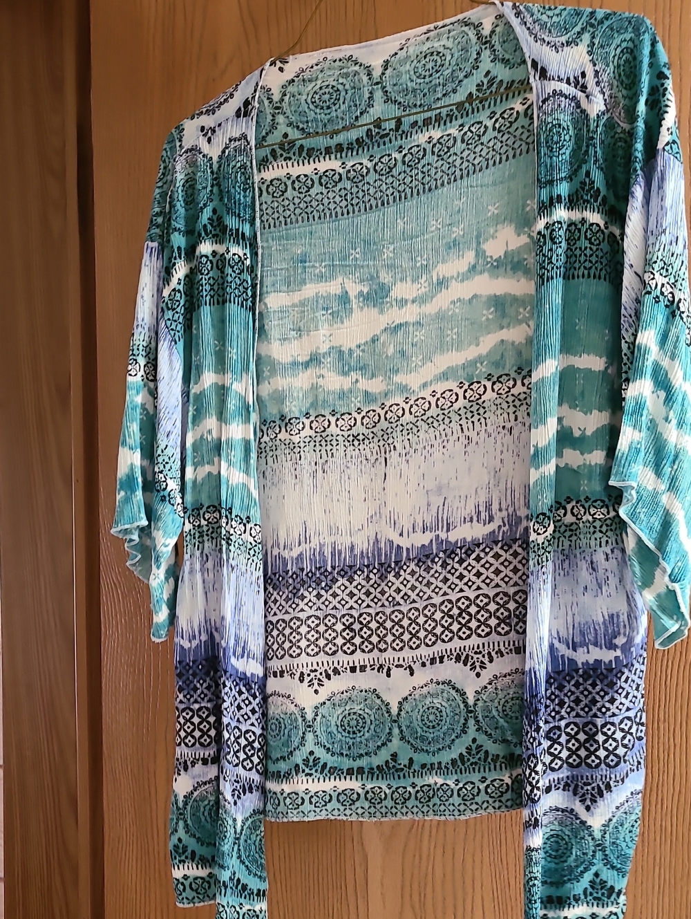 Teal & White Patterned Open Kimono